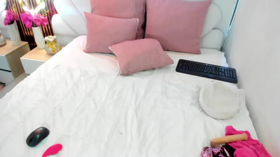 martinaa_roberts Adult Chat September 22, 2026