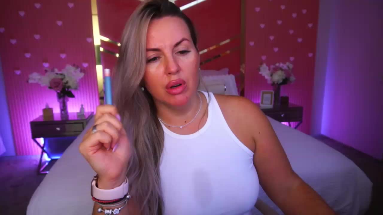 KiraCandyS Adult Chat September 22, 2026