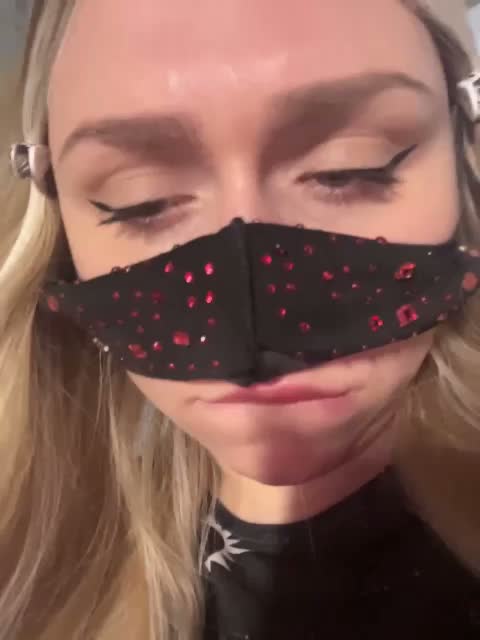 linaaaz Adult Chat September 23, 2026