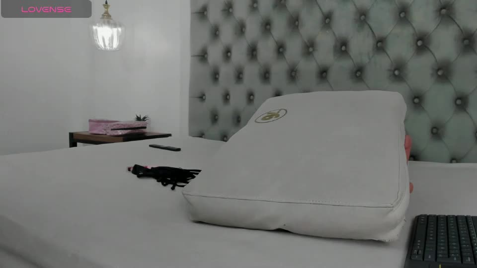 coonie_paige Adult Chat September 23, 2026