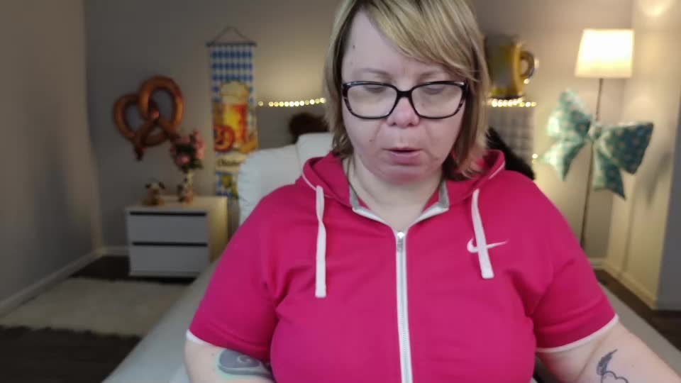 bonnnyboobsy Adult Chat September 23, 2026