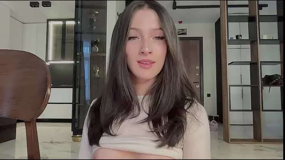 bella_hayes Adult Chat September 23, 2026