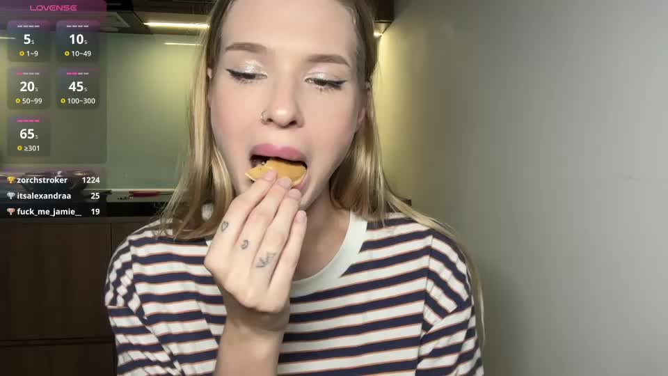 pussymoneywet Adult Chat September 23, 2026