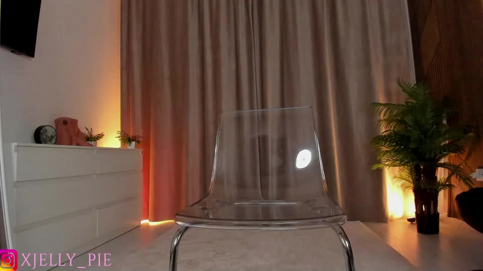 xjelly_piee Adult Chat September 23, 2026