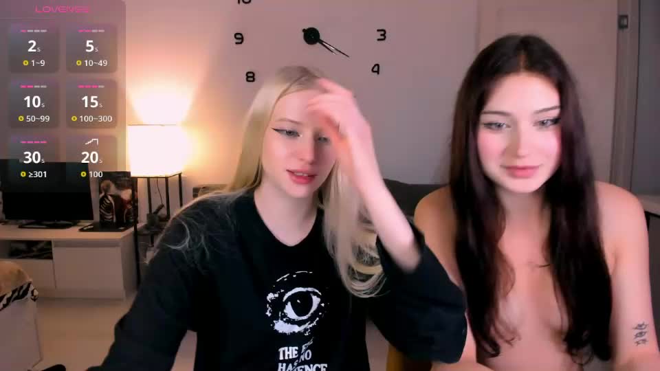 two_bitches666_77 Adult Chat September 23, 2026