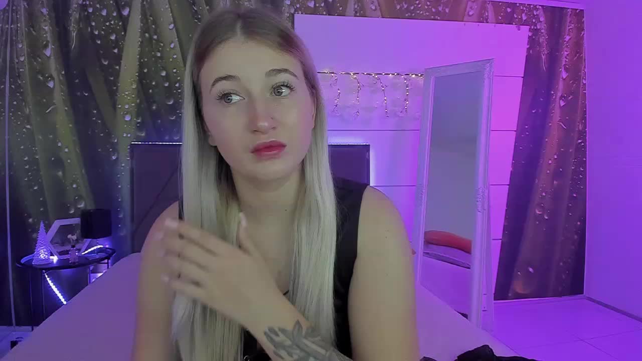 HollyTaillor Adult Chat September 23, 2026