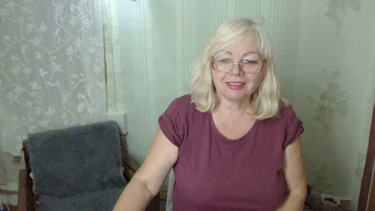 EvelynLoveShy Adult Chat September 23, 2026