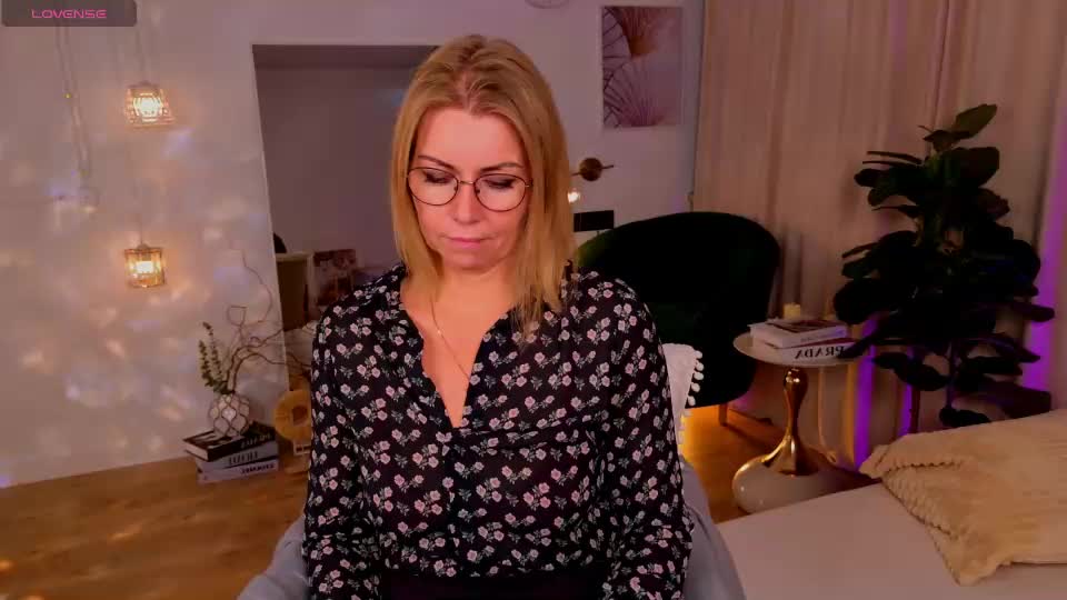 annielight Adult Chat September 23, 2026