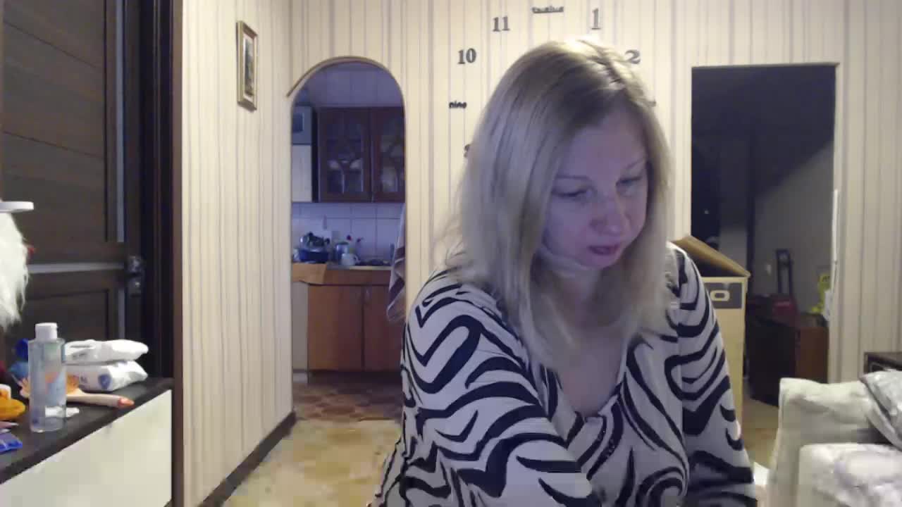 BustyBlondy Adult Chat September 23, 2026