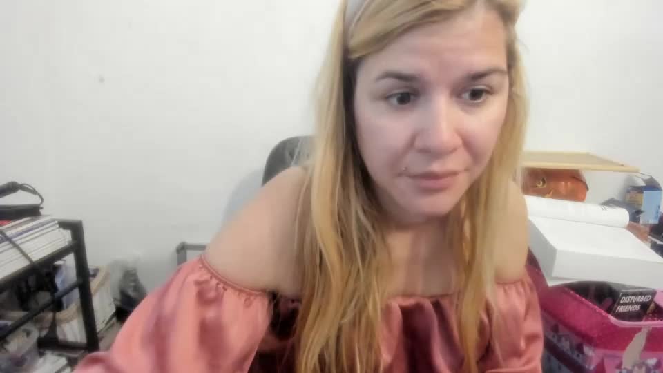 artsyandcraftsy_ Adult Chat September 24, 2026