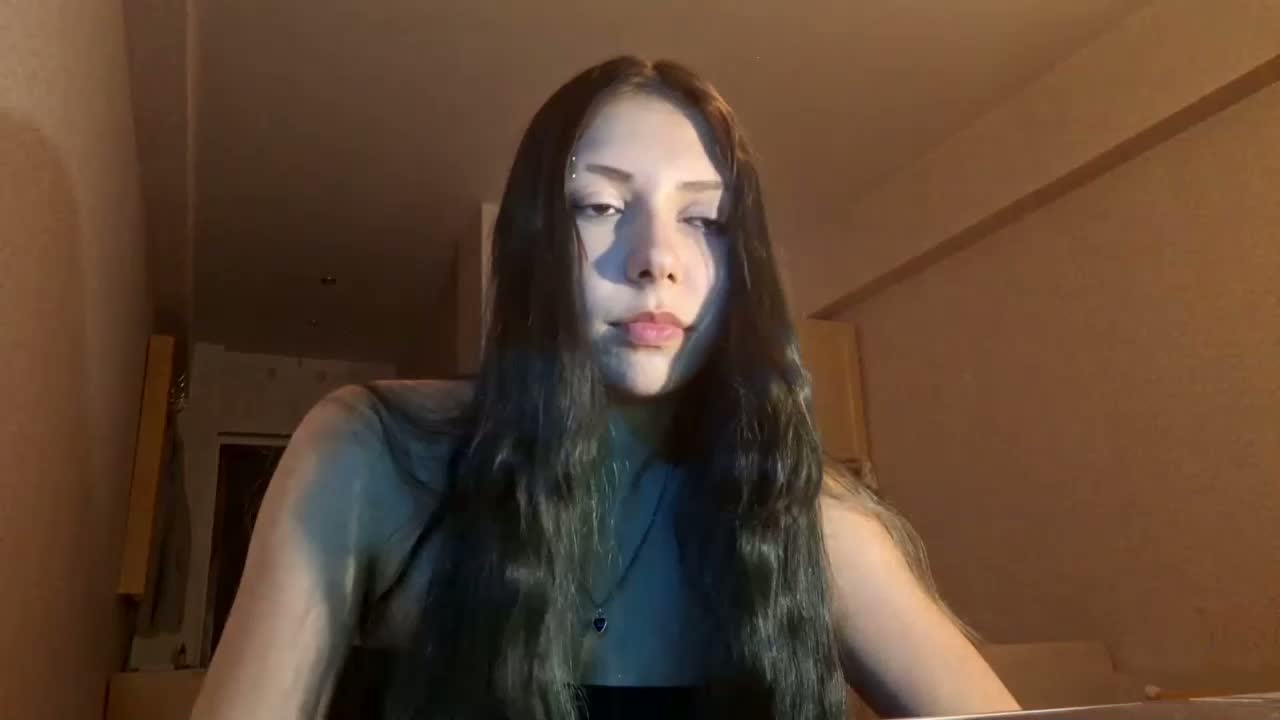 HollyTuts Adult Chat September 24, 2026