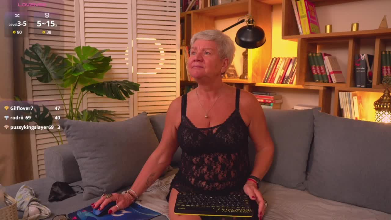roxana-brooks Adult Chat September 24, 2026
