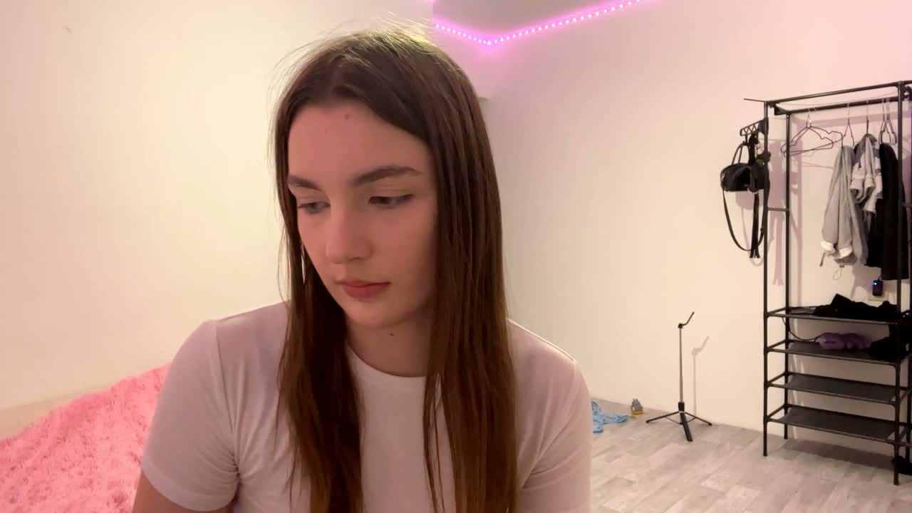 EveliaShimaoka Adult Chat September 24, 2026