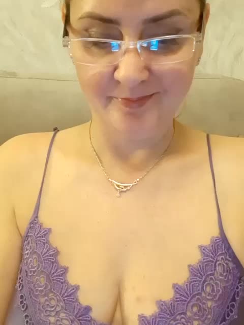 SexiestJess45 Adult Chat September 24, 2026