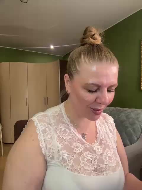Veronika_Gold Adult Chat September 25, 2026