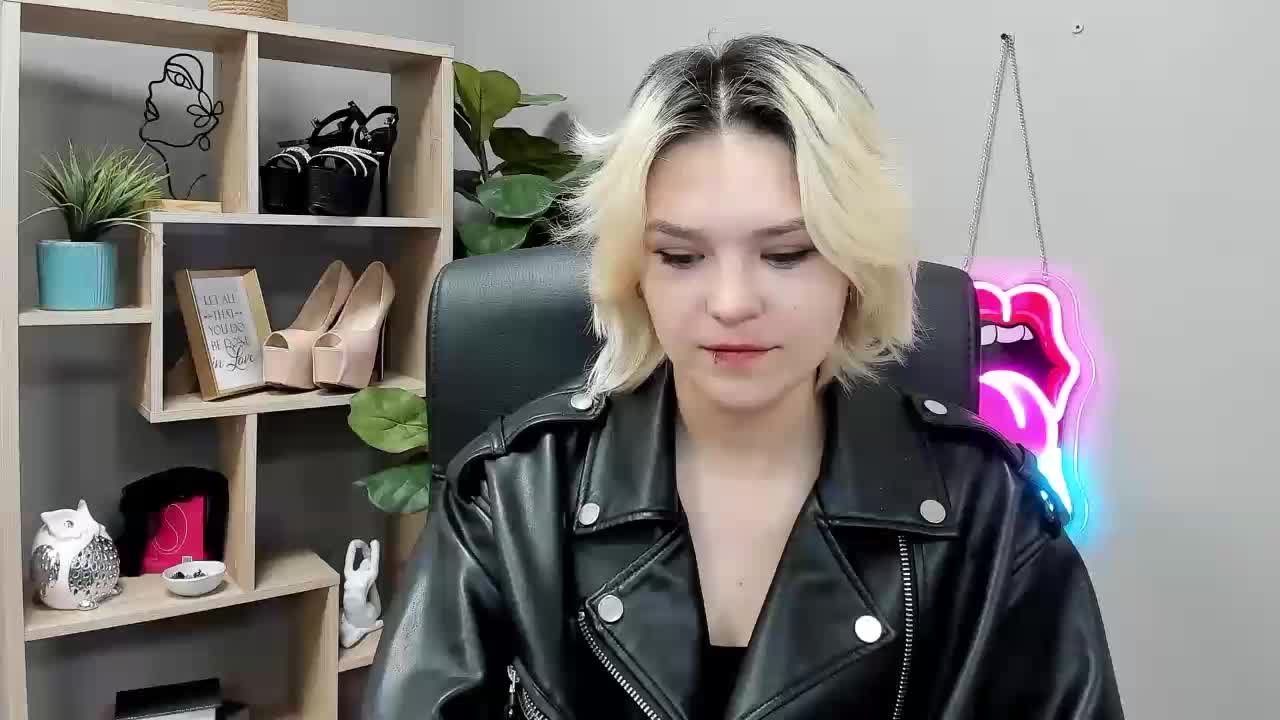 SweetLilyxo Adult Chat September 25, 2026