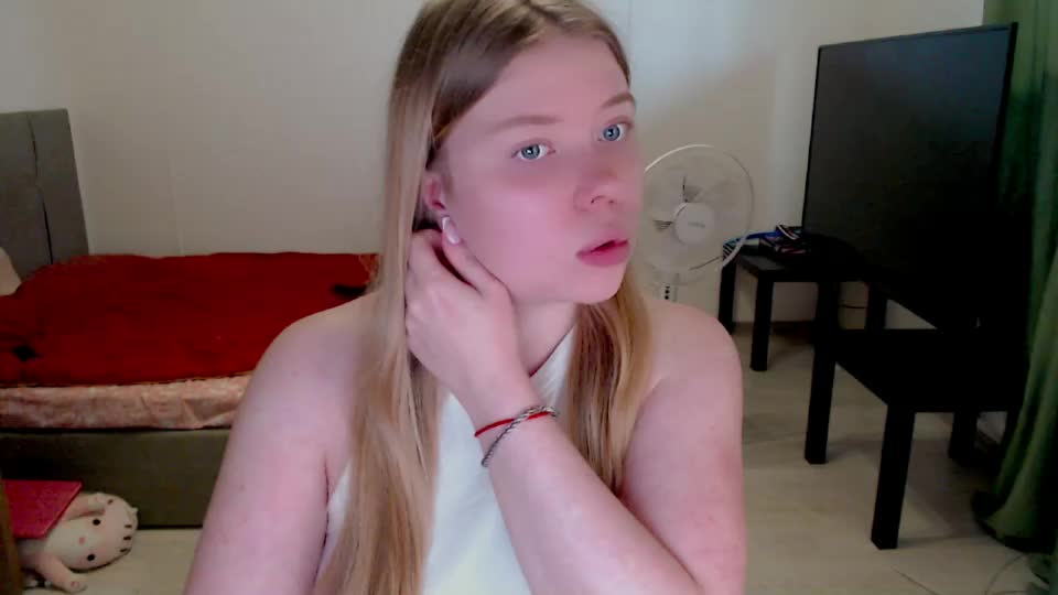 kitten_jenny01 Adult Chat September 25, 2026