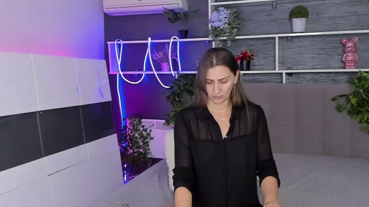 ChristyBrooks Adult Chat September 25, 2026