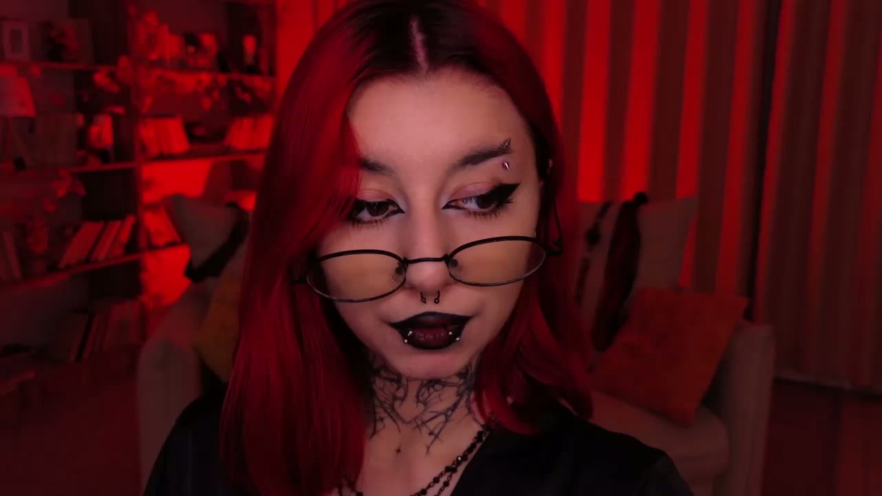 MistressMarcelline Adult Chat September 25, 2026