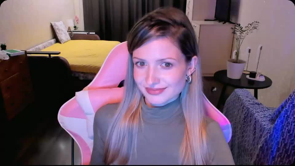 julie_flores Adult Chat September 25, 2026