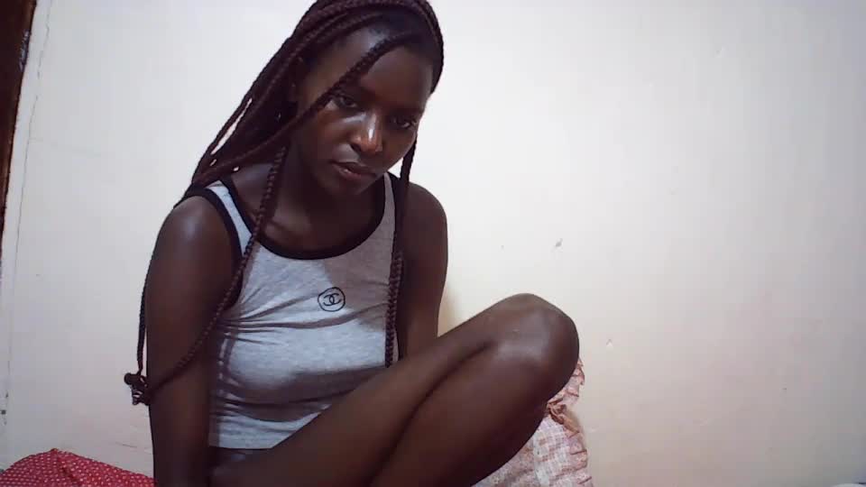 queen_0012 Adult Chat September 25, 2026