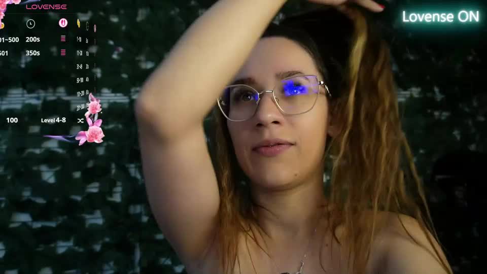 nicoleirisxxx Adult Chat September 25, 2026