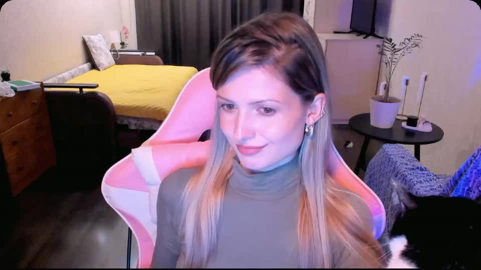 julie_flores Adult Chat September 25, 2026