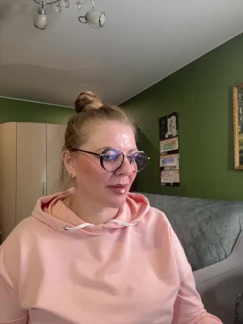 Veronika_Gold Adult Chat September 26, 2026