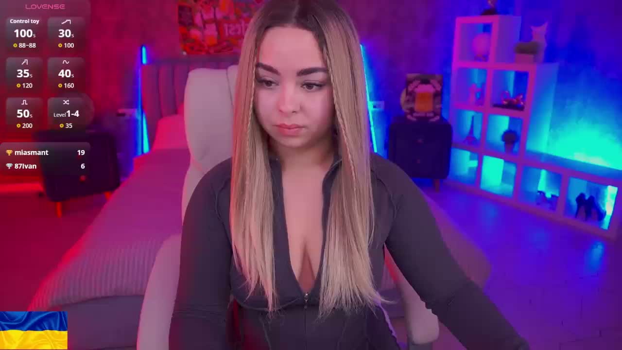 SusieWood Adult Chat September 26, 2026