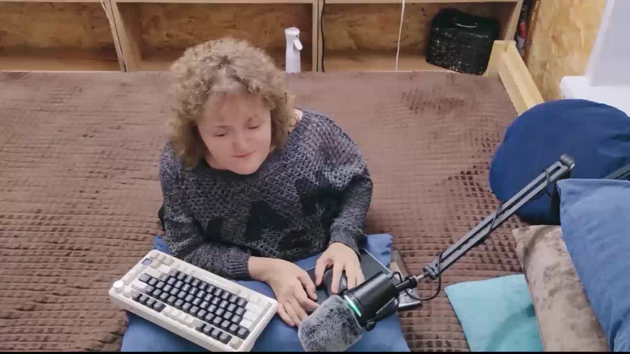MiniNatali Adult Chat September 27, 2026
