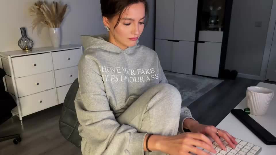 xxx_leila Adult Chat September 27, 2026