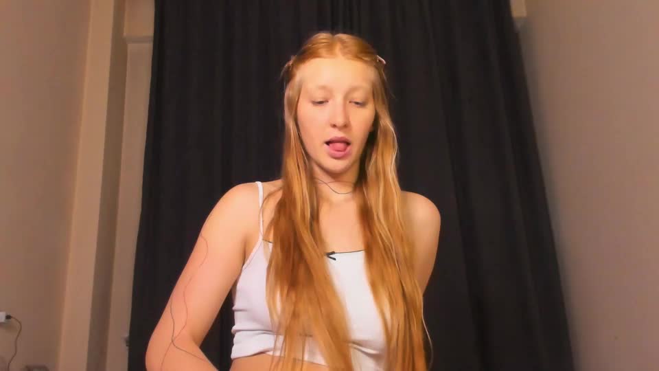 foxie_kiss Adult Chat September 28, 2026