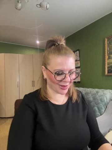 Veronika_Gold Adult Chat September 28, 2026