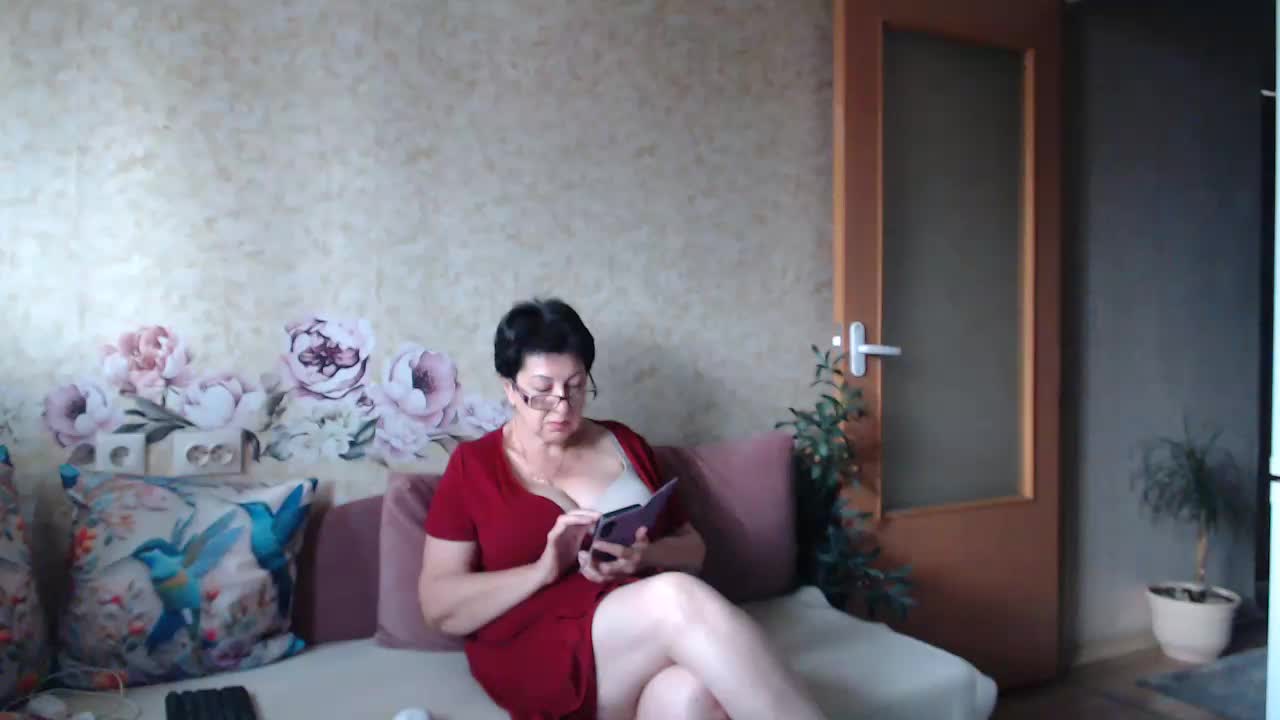 NINA-RICCI Adult Chat September 28, 2026