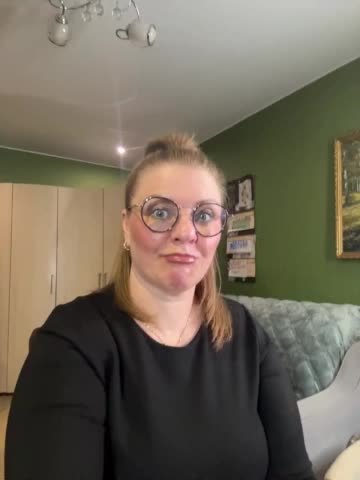 Veronika_Gold Adult Chat September 28, 2026