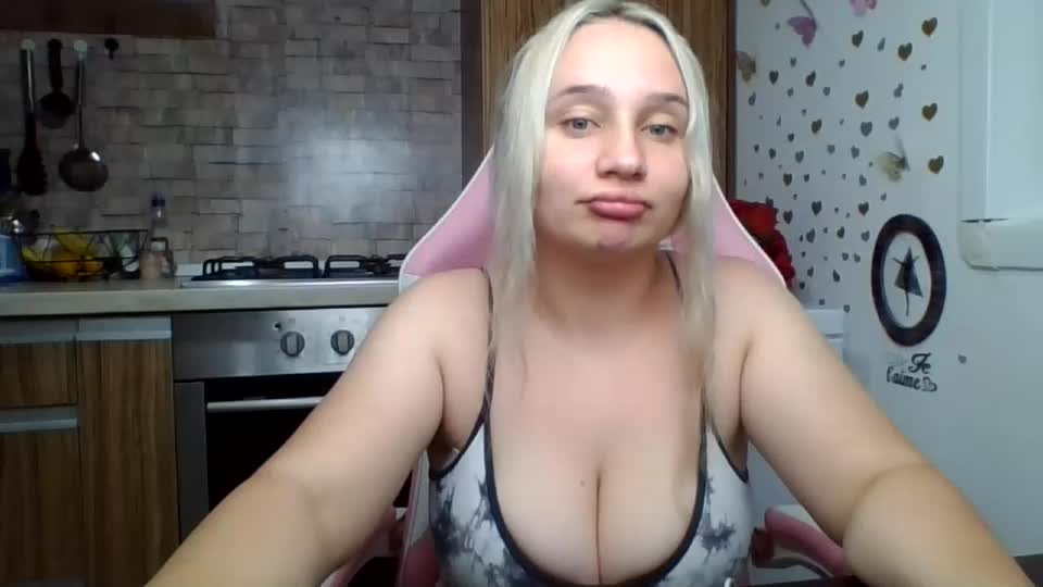 curvybombb Adult Chat September 28, 2026