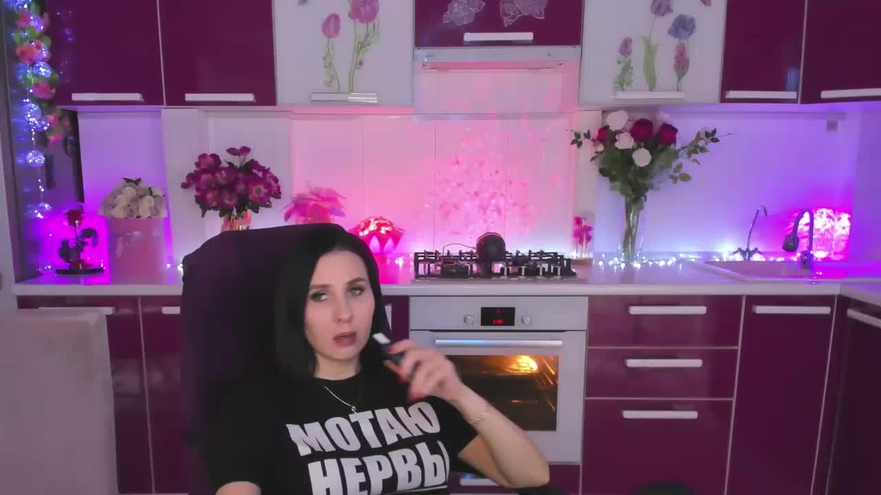 Olivija2020 Adult Chat September 28, 2026