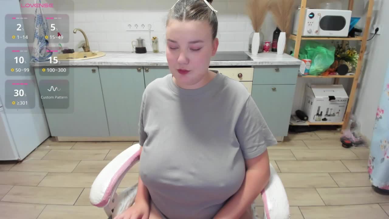 LinaEl23 Adult Chat September 29, 2026