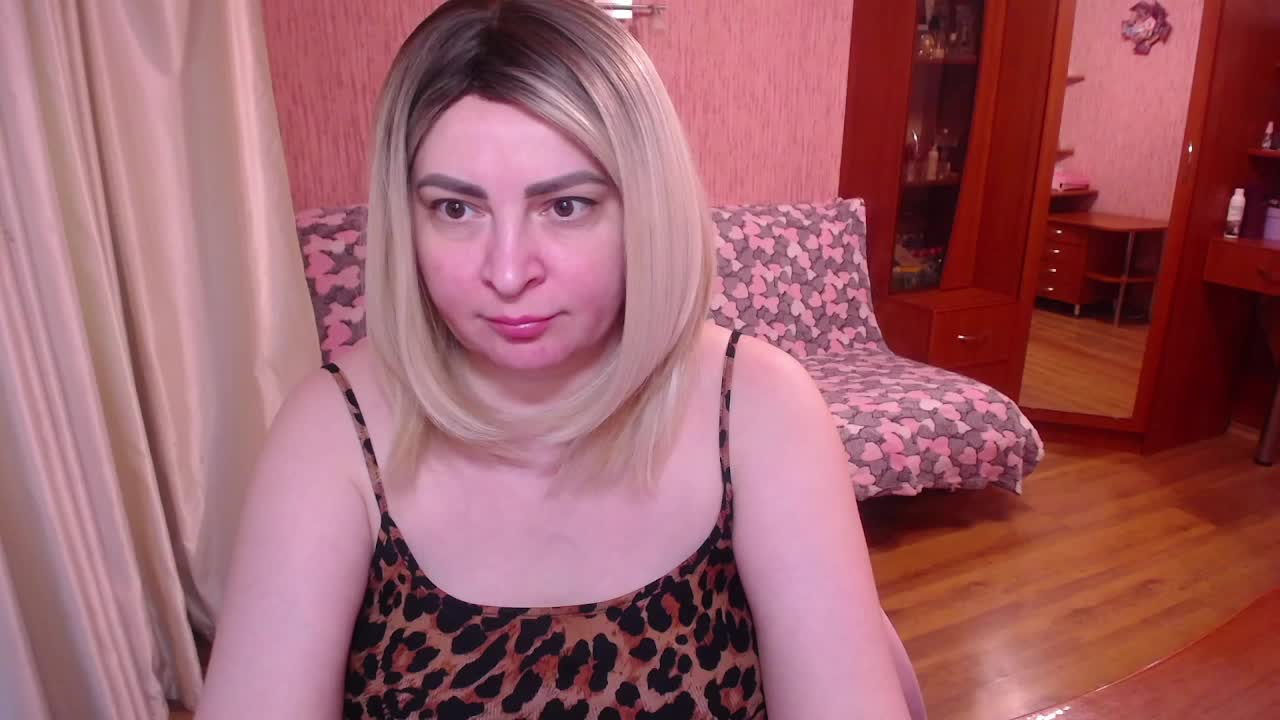 -MeowMeow- Adult Chat September 29, 2026