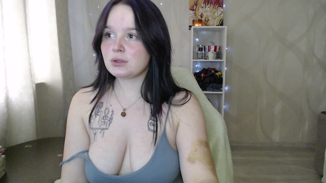 Lizzi-Peach Adult Chat September 28, 2026