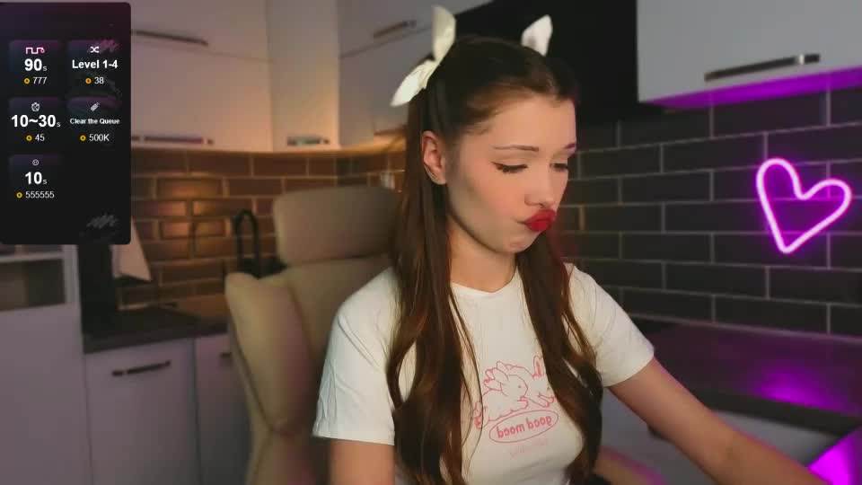 emmavictori Adult Chat September 29, 2026