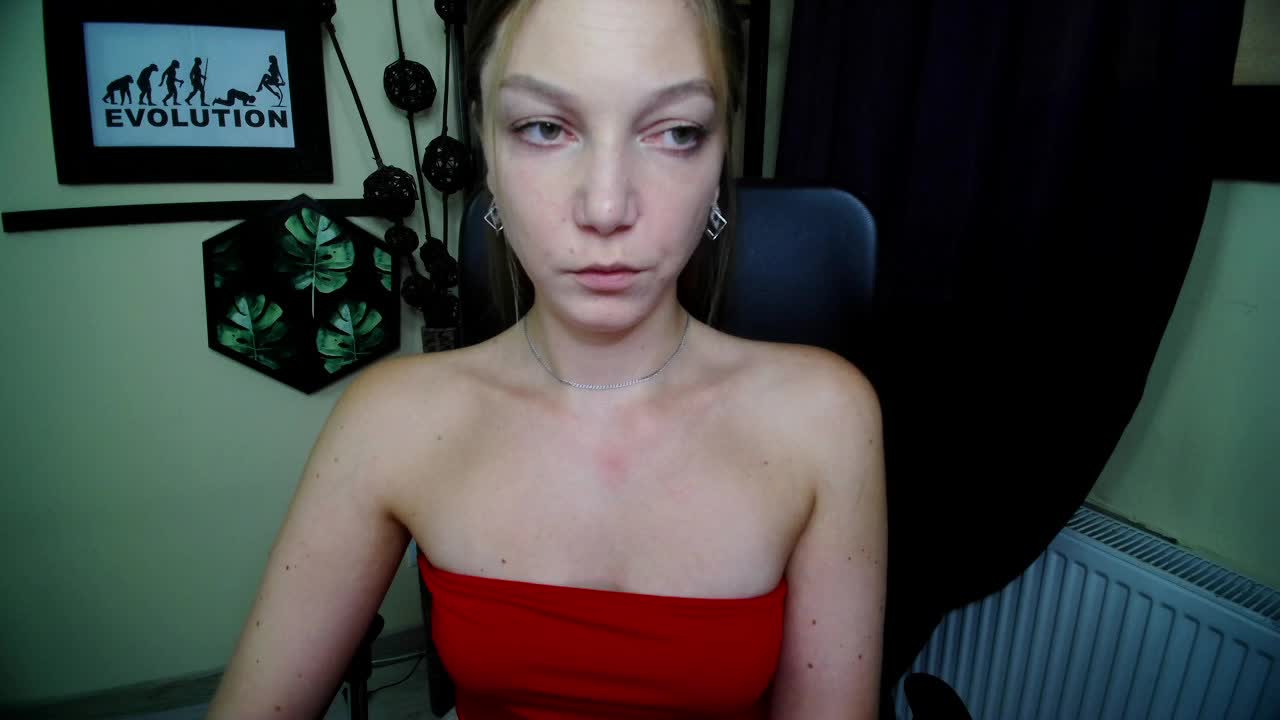 EmillyExtasy Adult Chat September 29, 2026
