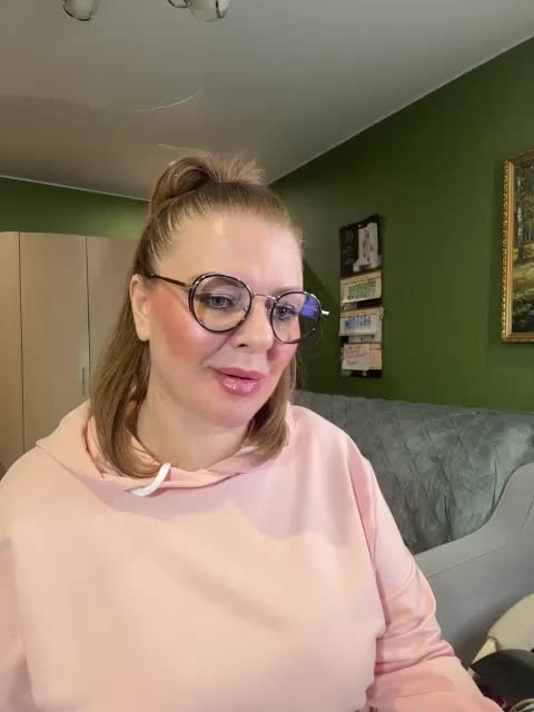 Veronika_Gold Adult Chat September 29, 2026