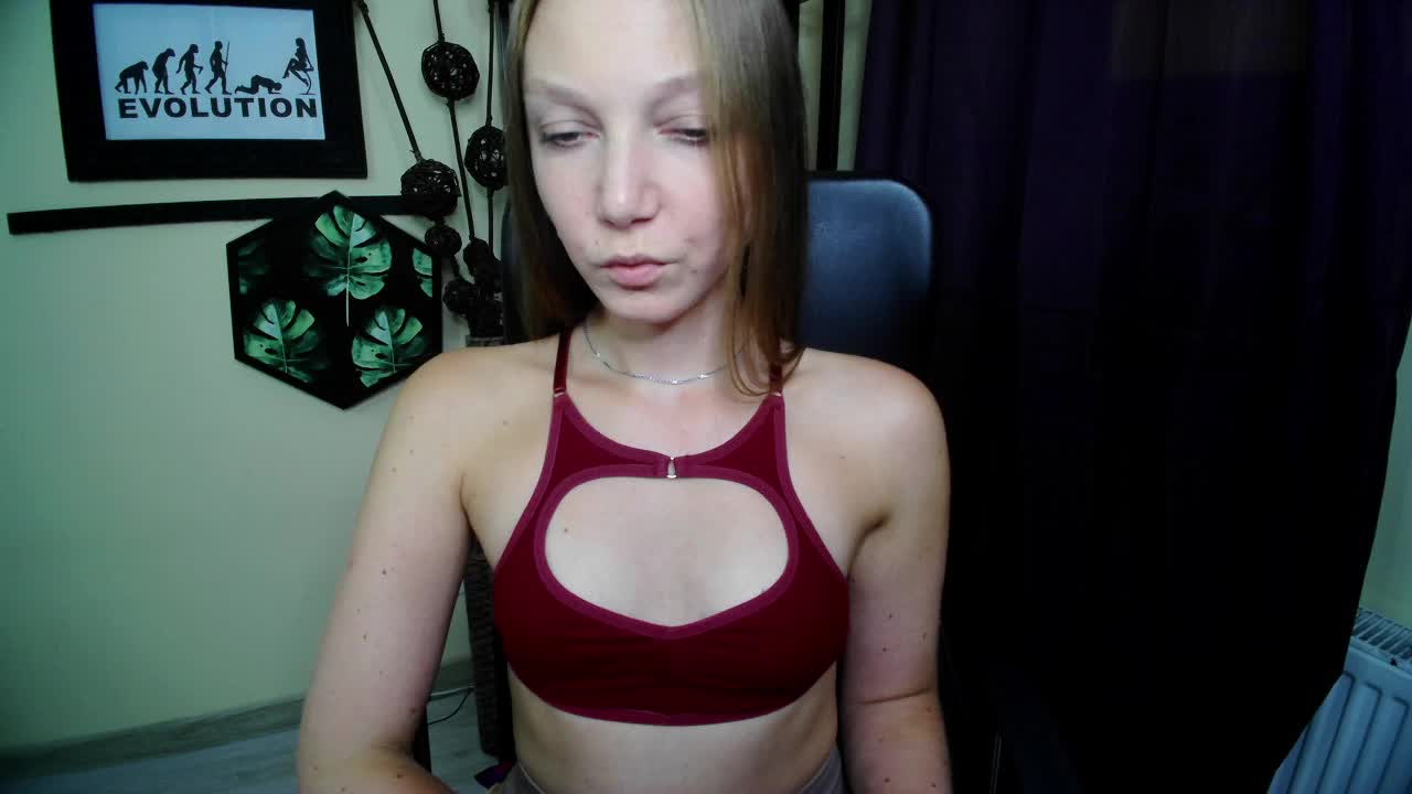 EmillyExtasy Adult Chat September 29, 2026