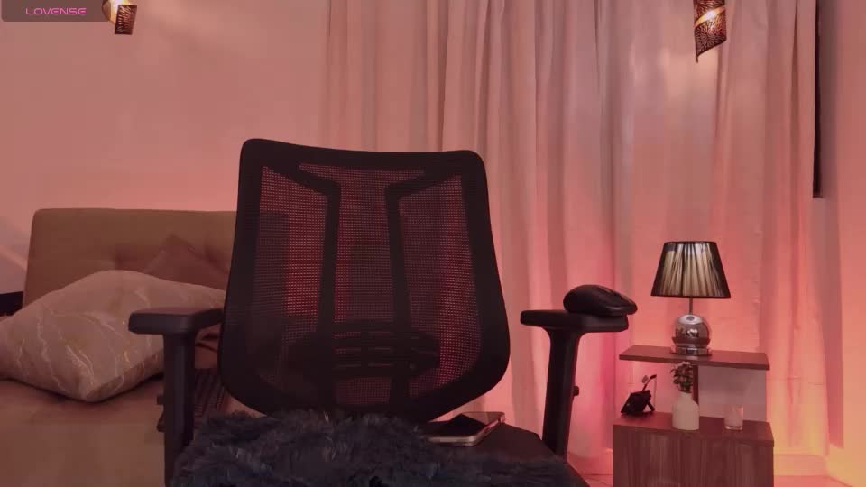 isabellalux_ Adult Chat September 29, 2026