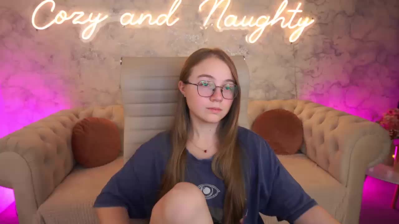 ArrinaWairr Adult Chat September 29, 2026