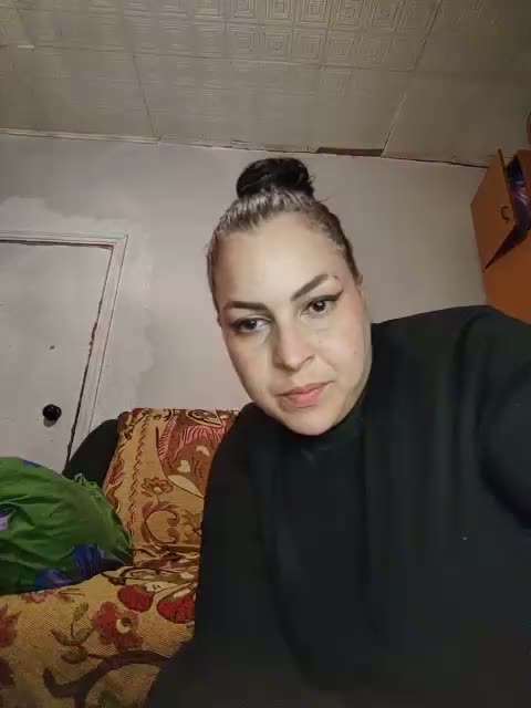 Cleopatra1990 Adult Chat September 30, 2026
