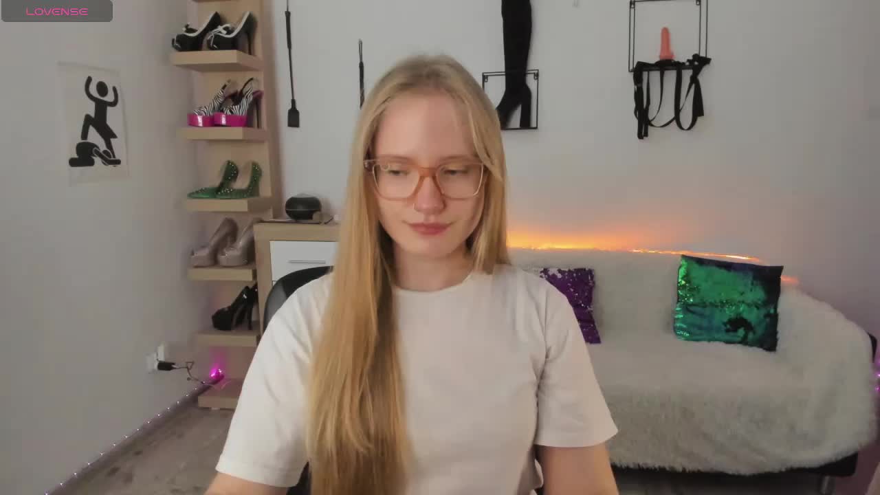 NancyErotic Adult Chat September 30, 2026