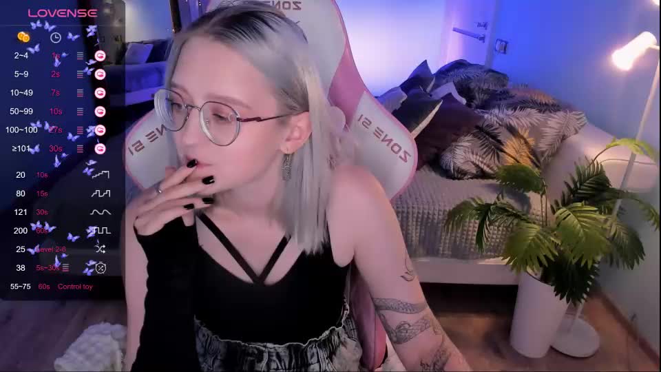 justinahelen Adult Chat September 29, 2026