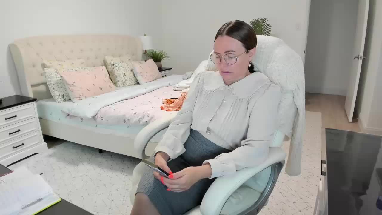 -Michelle- Adult Chat September 29, 2026